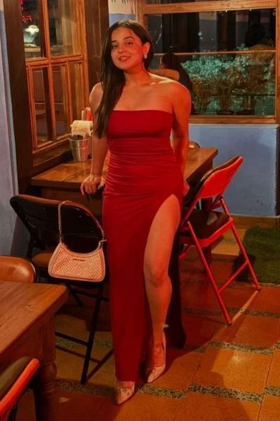 female call girls in Zirakpur